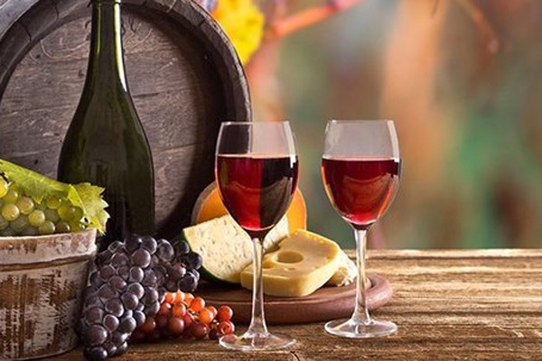 Crate and Barrel Warehouse